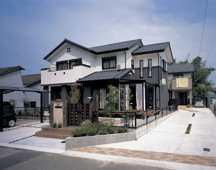 蔵のような外観の和風モダン注文住宅実例 一宮 稲沢の注文住宅はアオキ開発