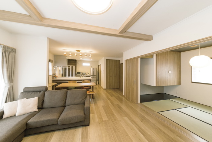 リビング畳コーナー 一宮 稲沢で家を建てるならアオキ開発